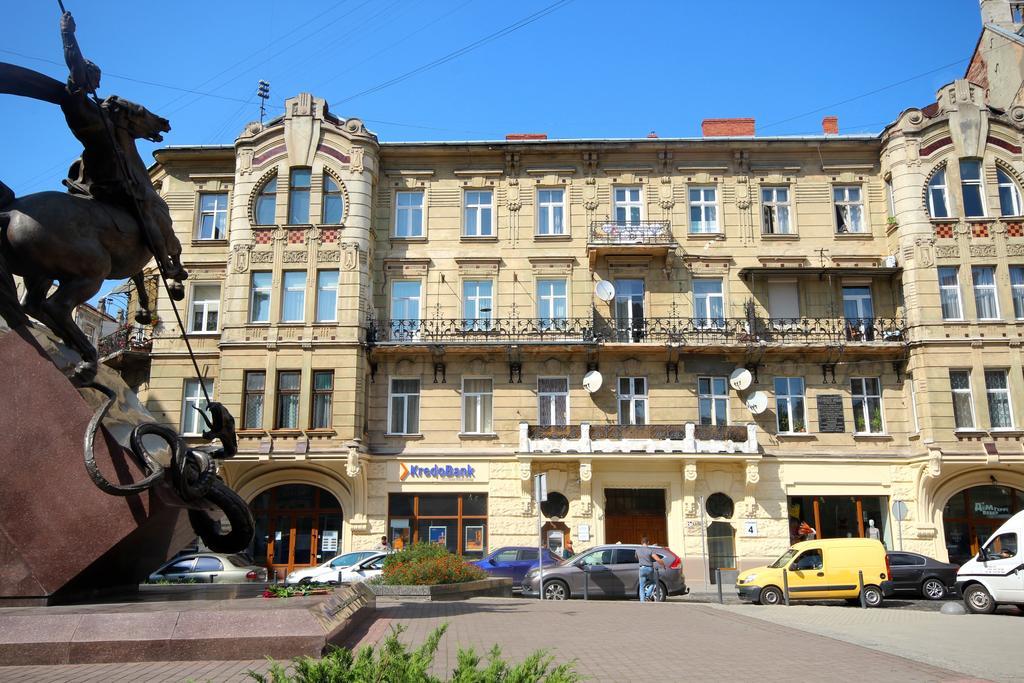 Romantic In Lviv 500M From Opera Kültér fotó